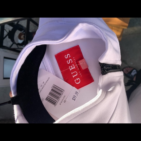 Guess Zipper Jacket - Picture 3 of 3